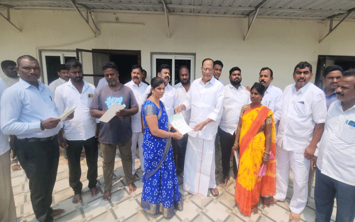 CMRF : సీఎంఆర్ఎఫ్ నిరుపేద‌ల‌కు వ‌రం : గుత్తా సుఖేంద‌ర్‌రెడ్డి