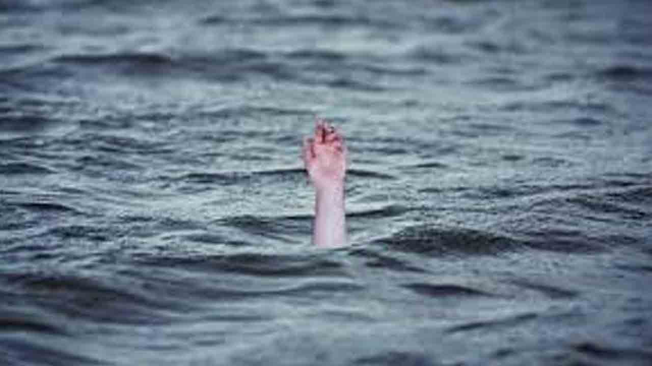 Nizamsagar | నిజాంసాగర్ జలాశయంలో దూకి తల్లి, కొడుకు ఆత్మహత్య