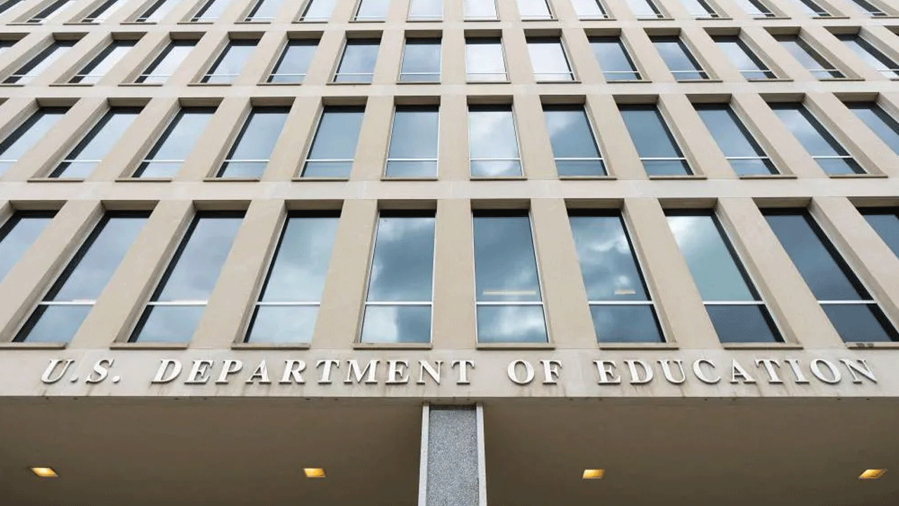 US Education Department: అమెరికా విద్యాశాఖ‌లో ఉద్యోగుల కోత‌.. స‌గం త‌గ్గ‌నున్న వ‌ర్క్‌ఫోర్స్‌