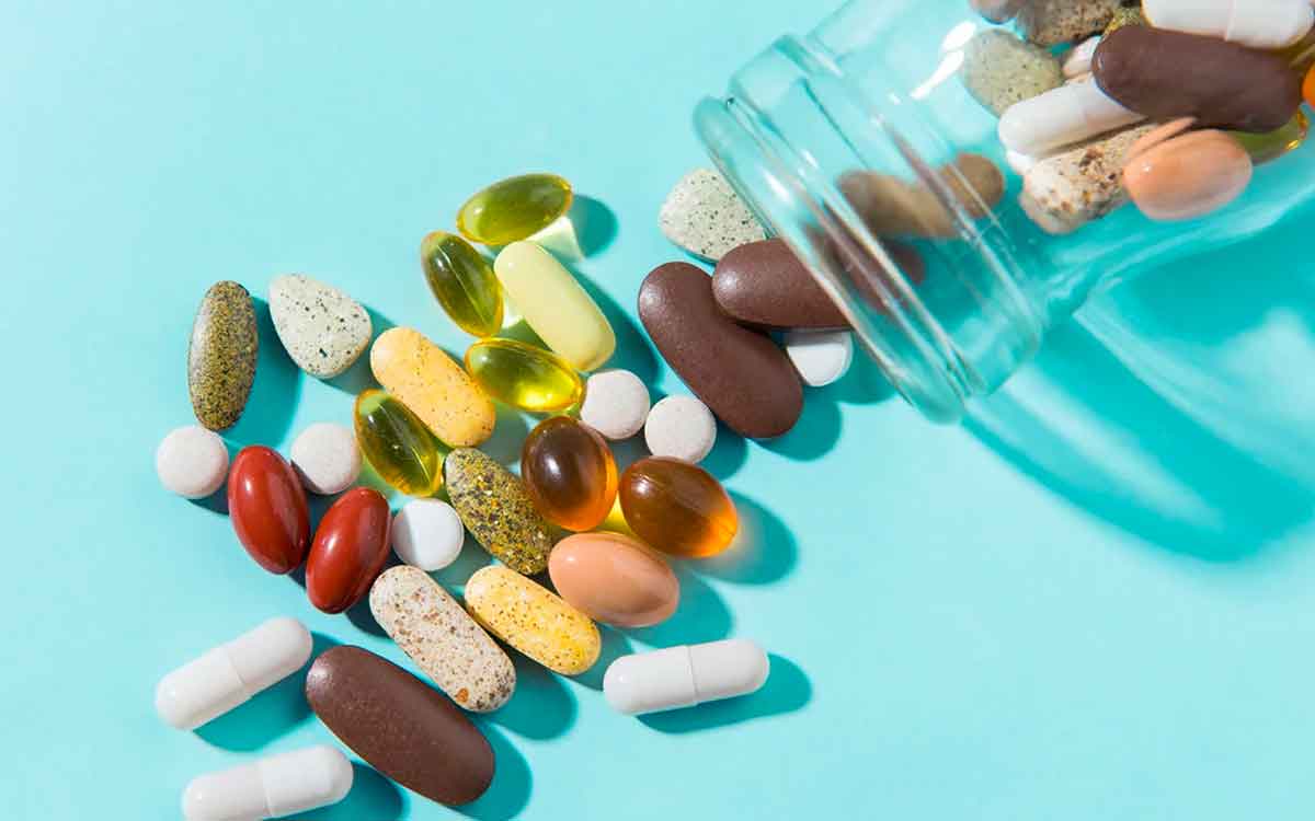 Vitamins Deficiencies | ఏ విట‌మిన్ల లోపం ఉంటే మ‌న శ‌రీరంలో ఎలాంటి ల‌క్ష‌ణాలు క‌నిపిస్తాయో తెలుసా..?