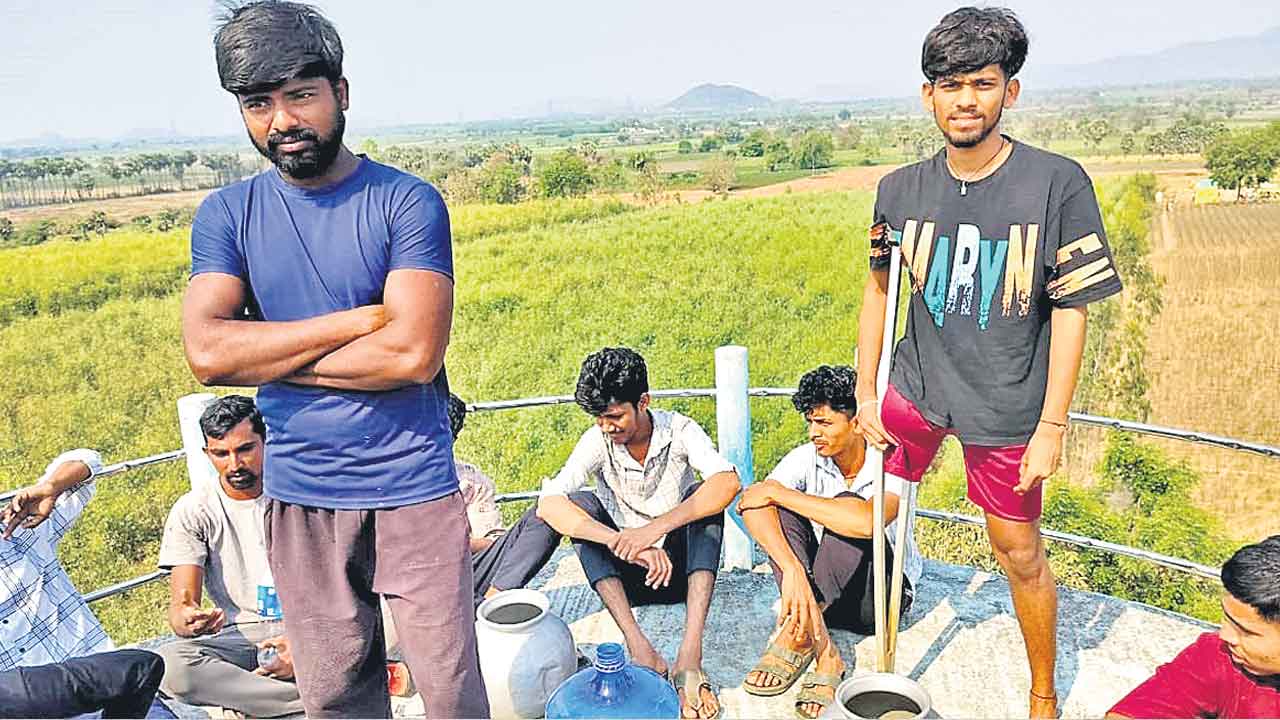 భగీరథను పట్టించుకోవడం లేదు