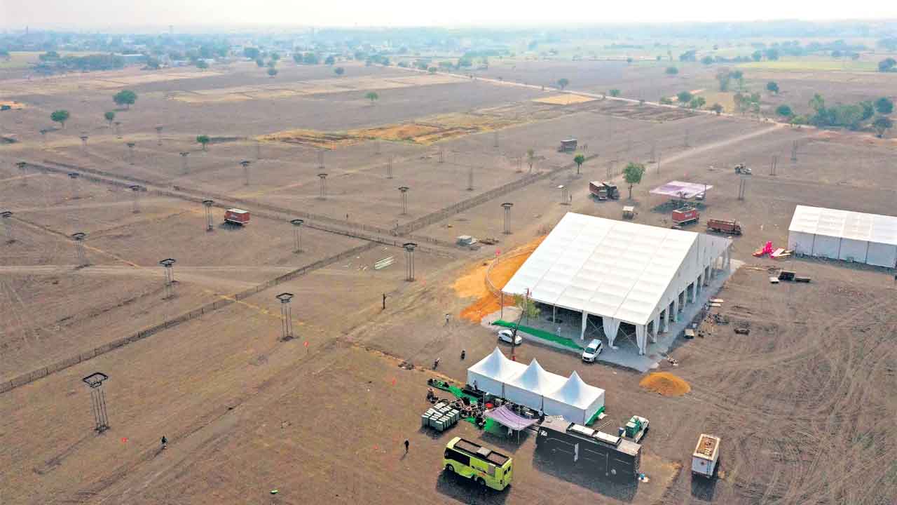 BRS | దేశంలోనే అతిపెద్ద సభ!.. చరిత్రలో నిలిచేలా బీఆర్ఎస్ రజతోత్సవం