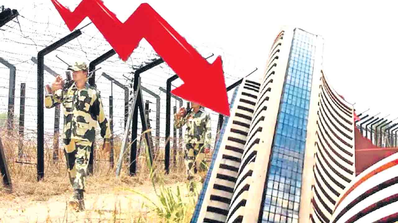 Stock Markets | మార్కెట్లపై యుద్ధమేఘాలు.. రూ.9 లక్షల కోట్లు ఆవిరి