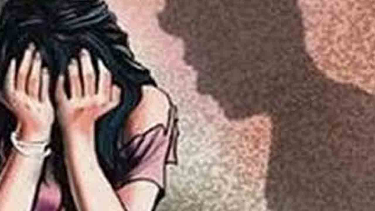 కూతురిపై లైంగిక దాడి..తండ్రికి జీవితఖైదు