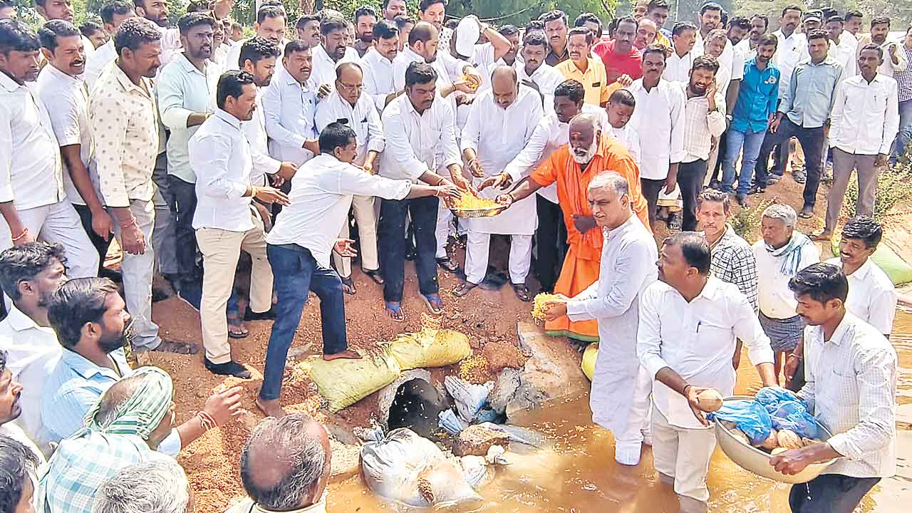 కాళేశ్వరంపై సర్కారు కక్షసాధింపు