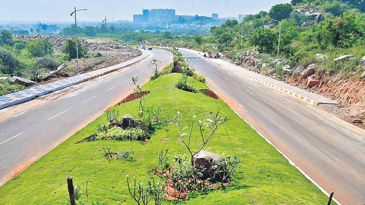 GHMC | రోడ్ల నిర్వహణలో బెడిసికొట్టిన వ్యూహం.. సర్కార్‌ నిర్ణయం కోసం బల్దియా ఎదురుచూపులు!