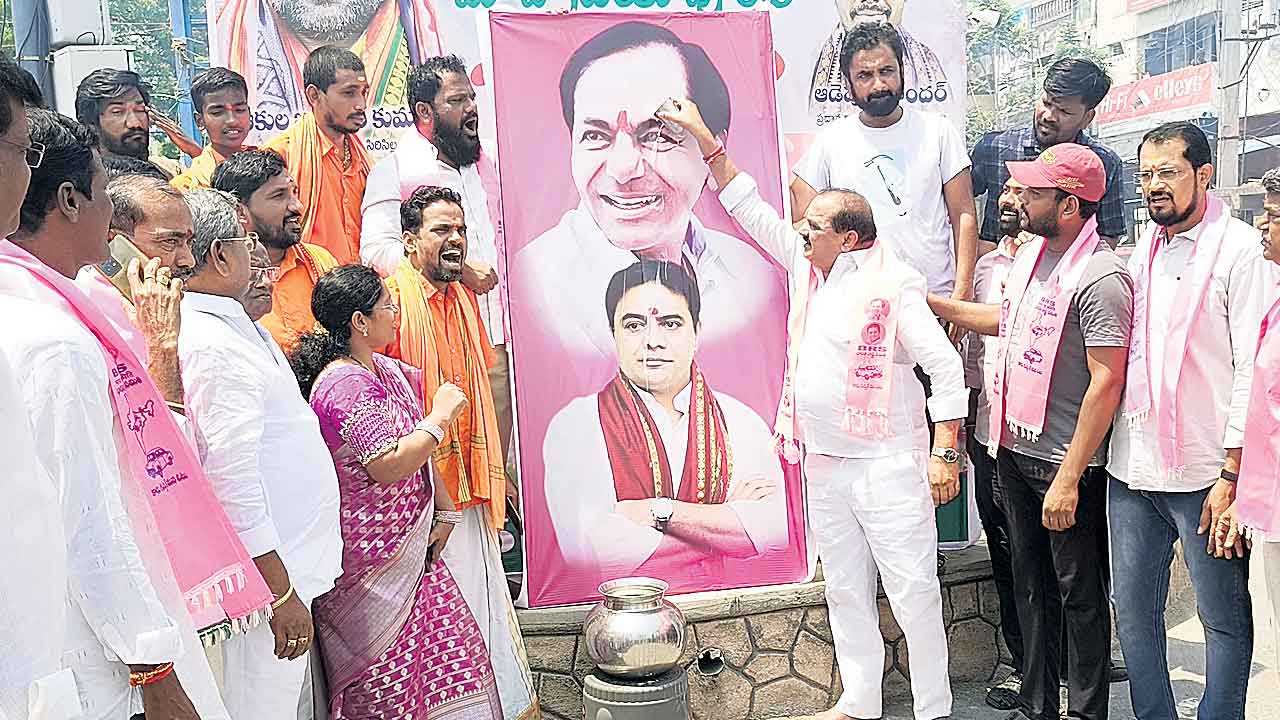 కేటీఆర్‌ వల్లే సిరిసిల్లకు టెక్స్‌పోర్టు ఇండస్ట్రీ