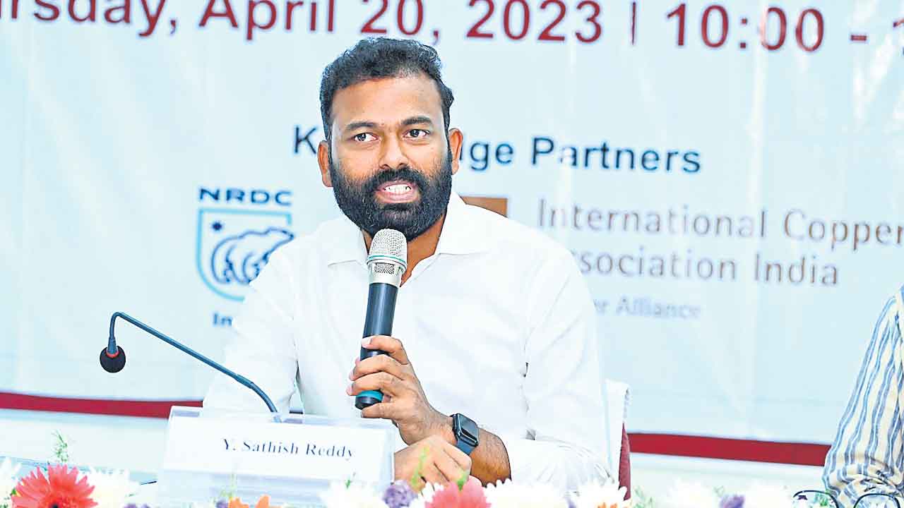 రేవంత్‌ సర్కారుకు షాక్‌