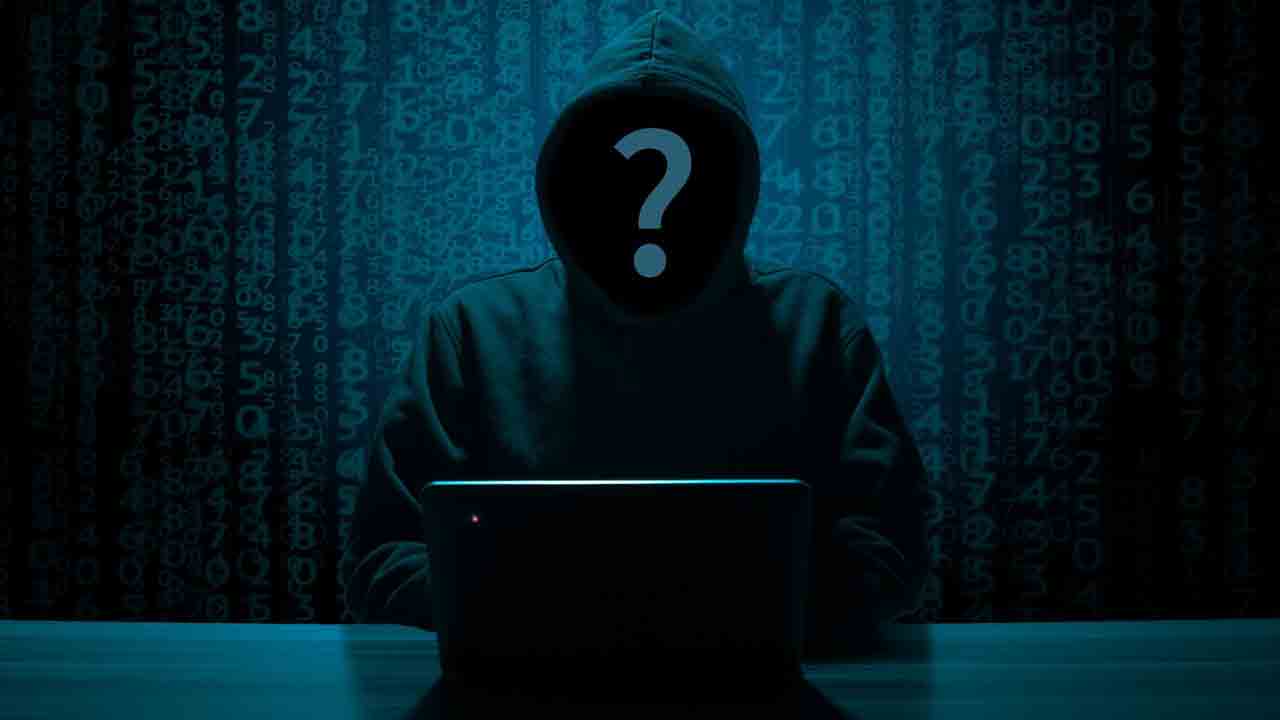 ఫేస్‌బుక్‌ చూసి.. లాటరీ కొని