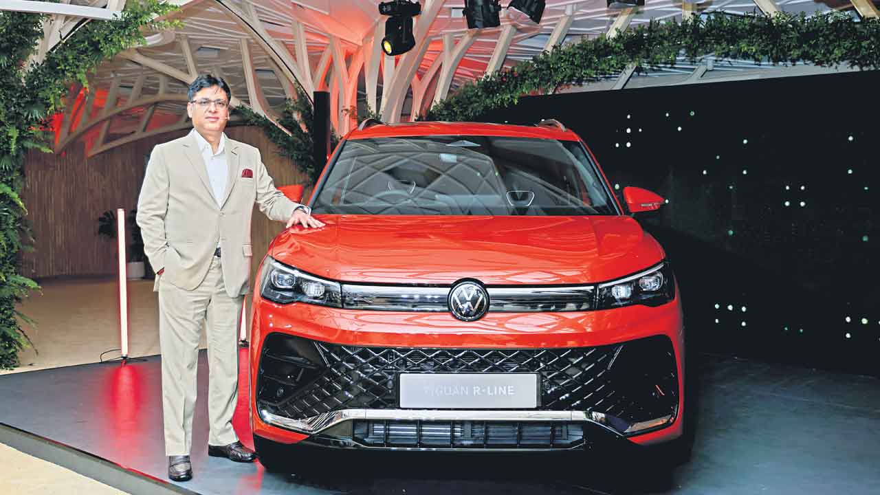 ఫోక్స్‌వ్యాగన్‌ టైగున్‌ ఆర్‌ మాడల్‌