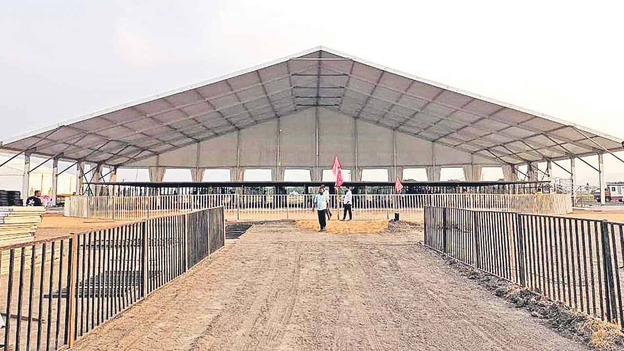 రజతోత్సవ సభకు జోరుగా ఏర్పాట్లు