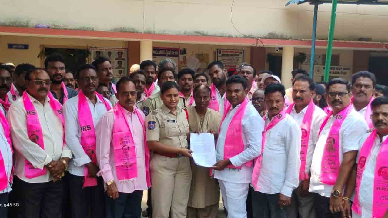 హామీలు అమలు చేసేదాకా నిద్రసోనివ్వం..