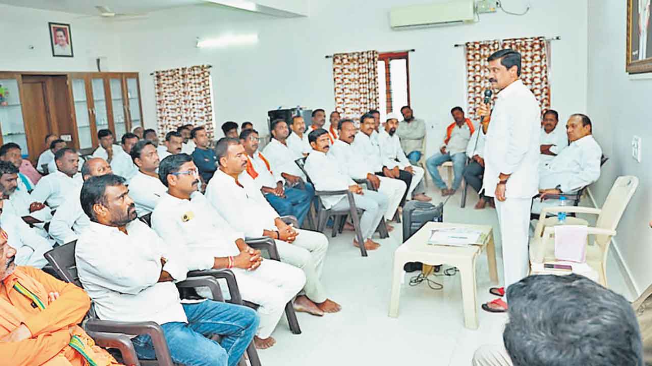 కేసీఆర్‌తోనే తెలంగాణకు విముక్తి