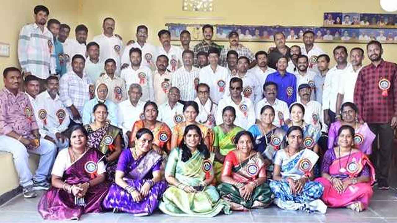 Bhimadevarapalli | పదో తరగతి పూర్వ విద్యార్థుల అపూర్వ కలయిక