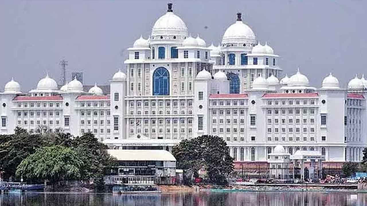 సచివాలయంలో నకిలీ ఉద్యోగి