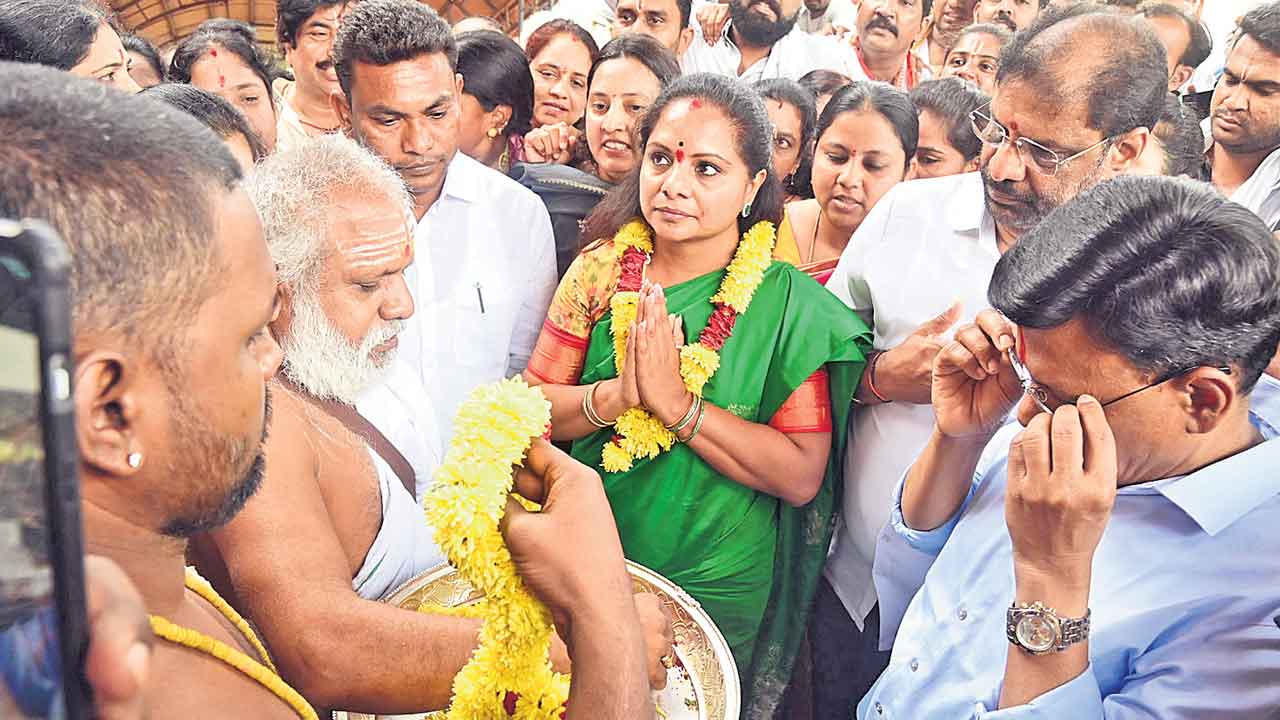 తెలంగాణను ఆగం కానివ్వొద్దు