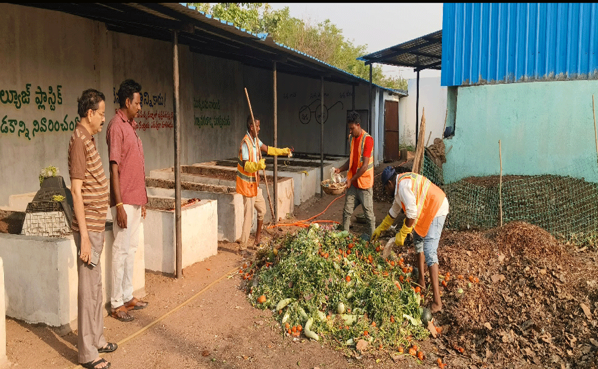 Korutla | తడి, పొడి చెత్తను వేరు చేసి అందించాలి