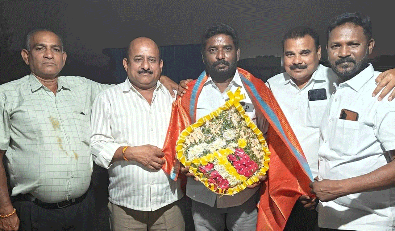 Railway | రైల్వే బోర్డు మెంబర్ శ్రీనివాస్  కు సన్మానం