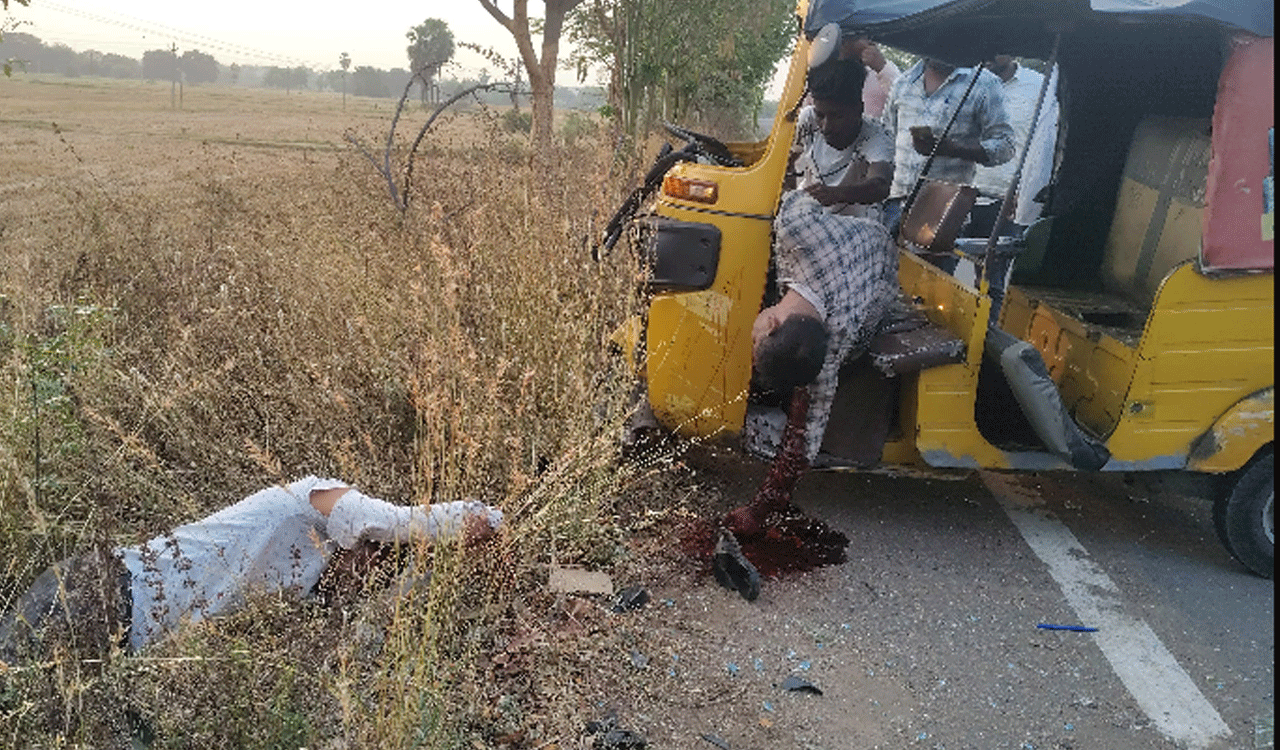 Accident | రోడ్డు ప్రమాదంలో ఆటో డ్రైవర్ మృతి