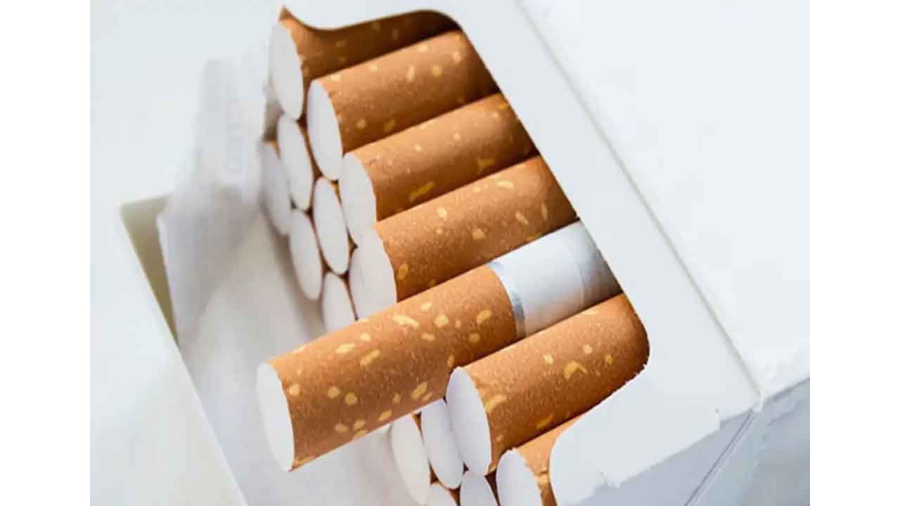 ఈ-సిగరెట్లు విక్రయిస్తున్న ముఠా అరెస్టు