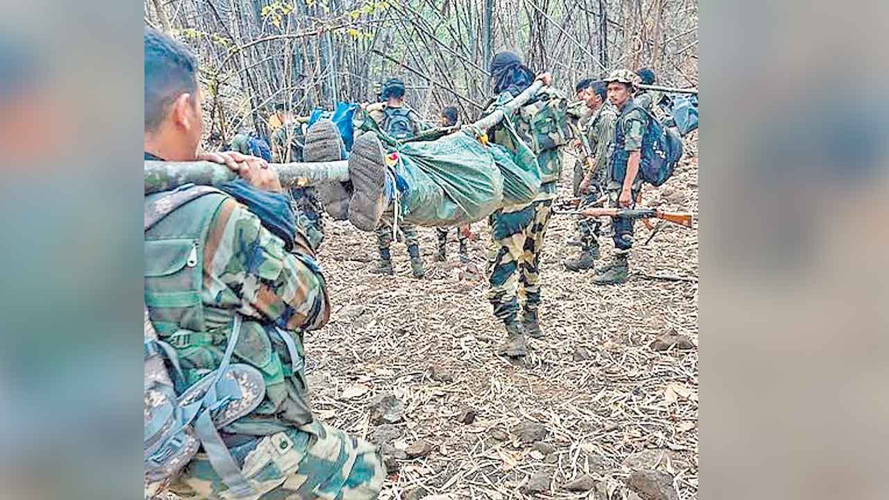 కర్రెగుట్టలో సొరంగాలు