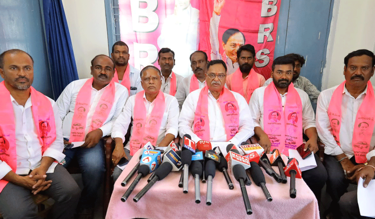 Brs peddaplly | పెద్దపల్లి నియోజకవర్గంలో నుంచి పదివేల మంది తరలింపు