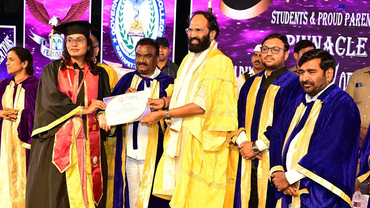 డాక్టర్స్‌ మేడిన్‌ సూర్యాపేట