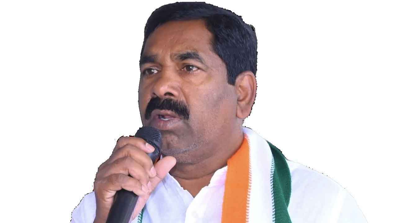 బీఆర్‌ఎస్‌ సభపై ఎమ్మెల్యే నాగరాజు అక్కసు