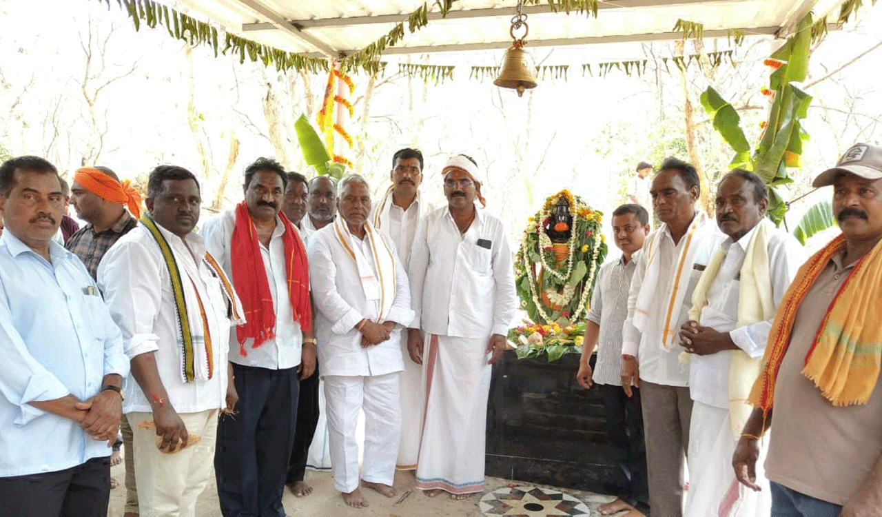 JAGITYAL | శ్రీ గండి వేంకటేశ్వర స్వామి ఆలయంలో వైభవంగా యంత్ర, విగ్రహ ప్రతిష్ట వేడుకలు