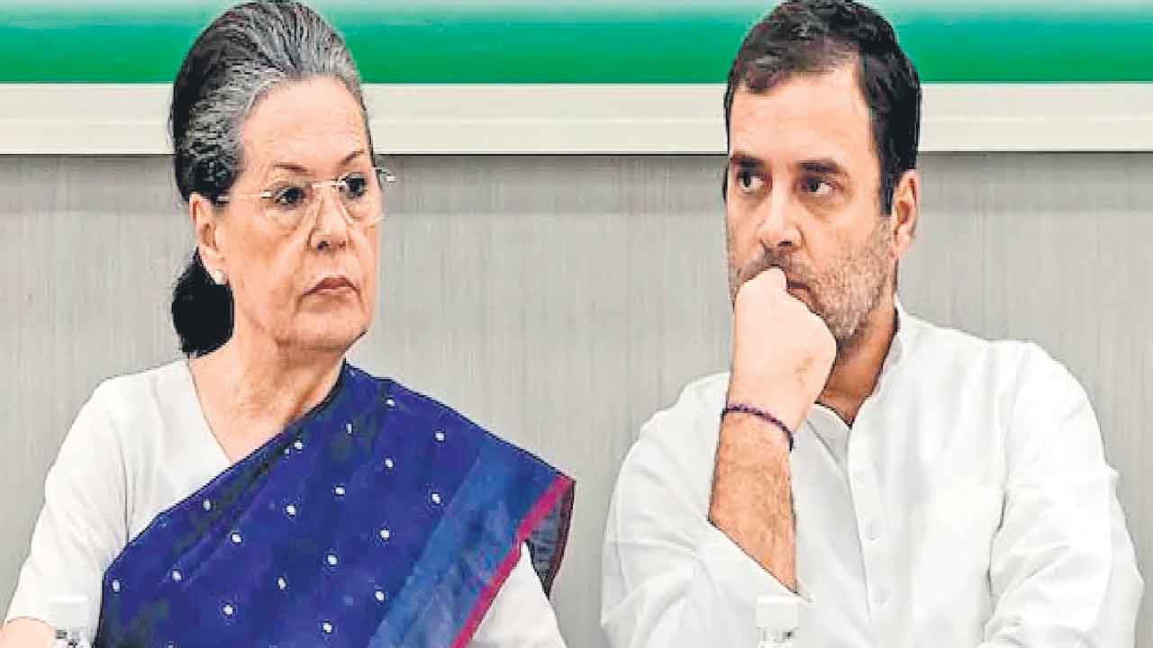 Money Laundering | నేషనల్‌ హెరాల్డ్‌ కేసులో ఈడీ దూకుడు.. సోనియా, రాహుల్‌ ఆస్తుల జప్తు