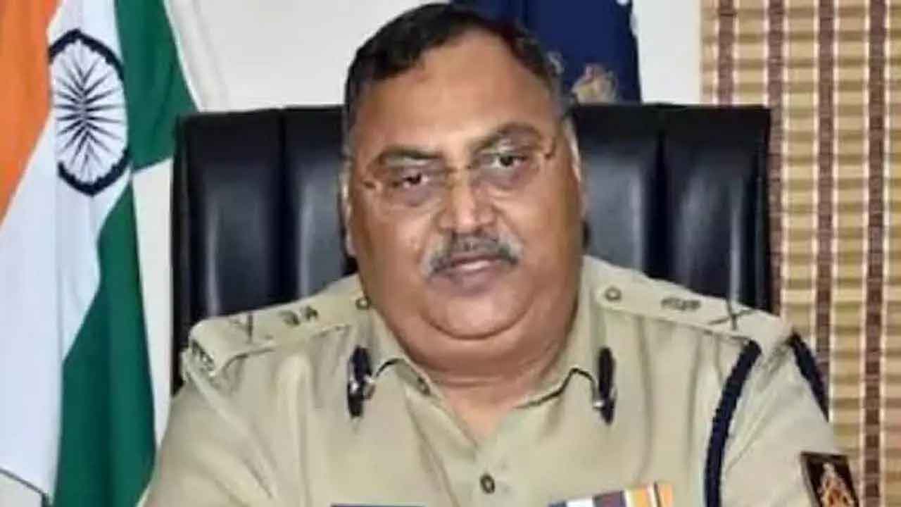 కర్ణాటక మాజీ డీజీపీ అనుమానాస్పద మృతి