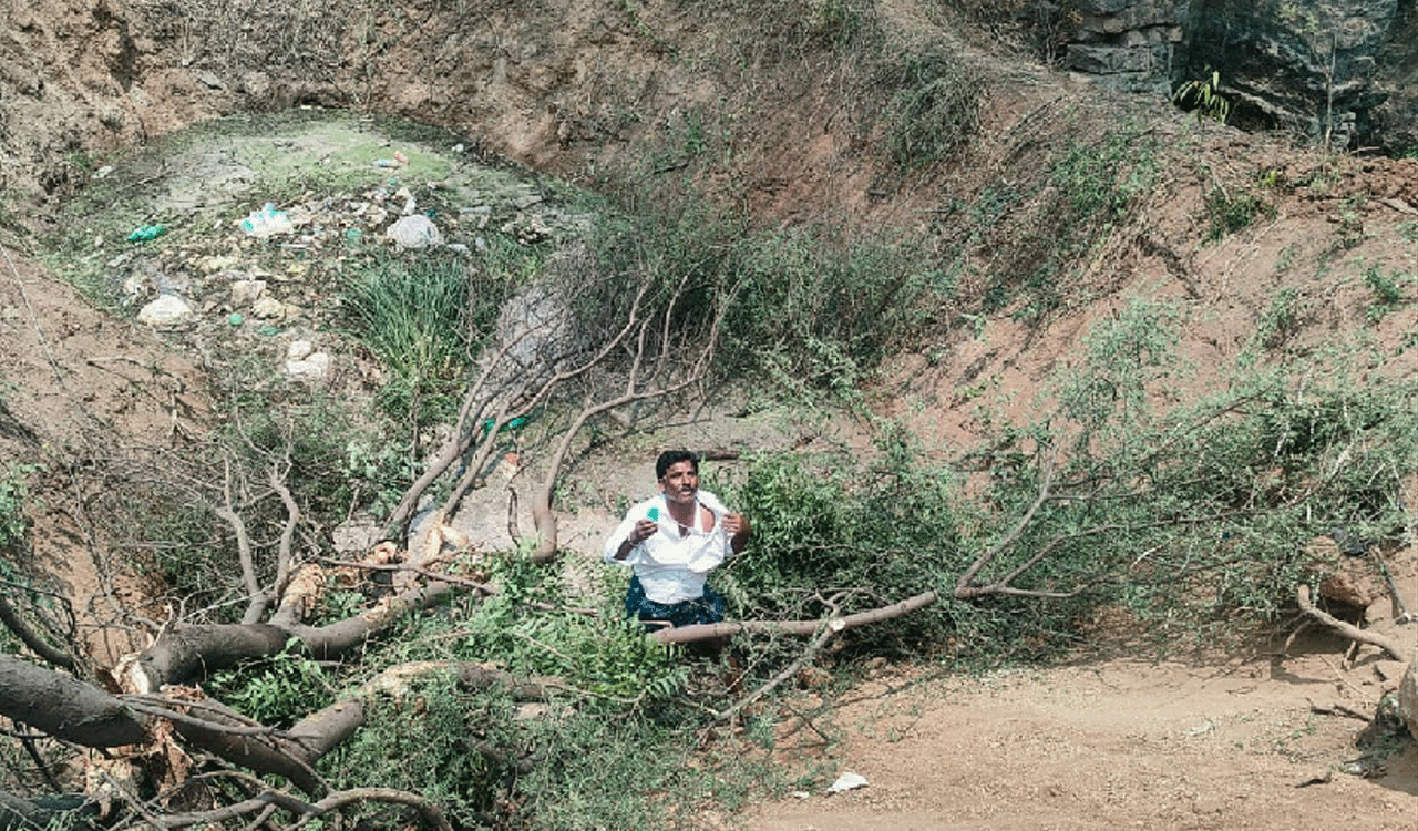 Karimnagar | పరిహారం అడిగితే రైతుపై దాడి చేసి బావిలో పడేసిన డీబీఎల్‌