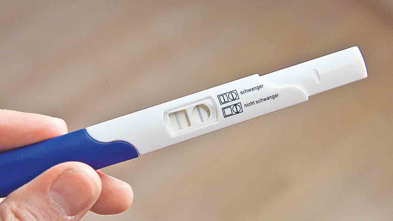 Ashrama Patashala | విద్యార్థినులకు ప్రెగ్నెన్సీ కిట్లు.. తరగతి గదుల్లో ఉపాధ్యాయుల మద్యపానం, ధూమపానం!