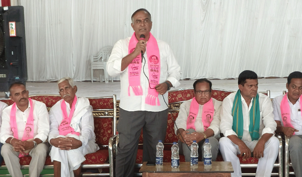 Pink Army | రజతోత్సవ వేడుకల్లో గులాబీ దళం బలం చూపించాలి.. చెల్మెడ లక్ష్మీ నరసింహరావు