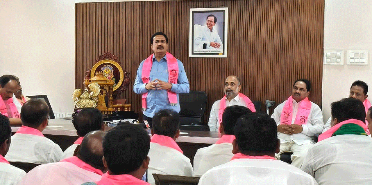 kamareddy | బీఆర్‌ఎస్‌ రజతోత్సవ సభను విజయవంతం చేయాలి