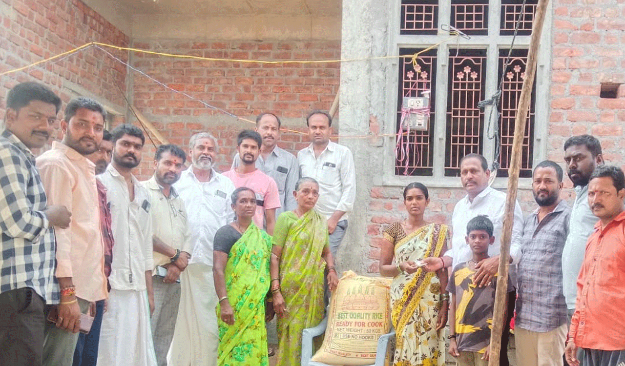 Timmapoor | కళ్లెం పవన్ కుటుంబానికి అండగా సంపత్ రెడ్డి