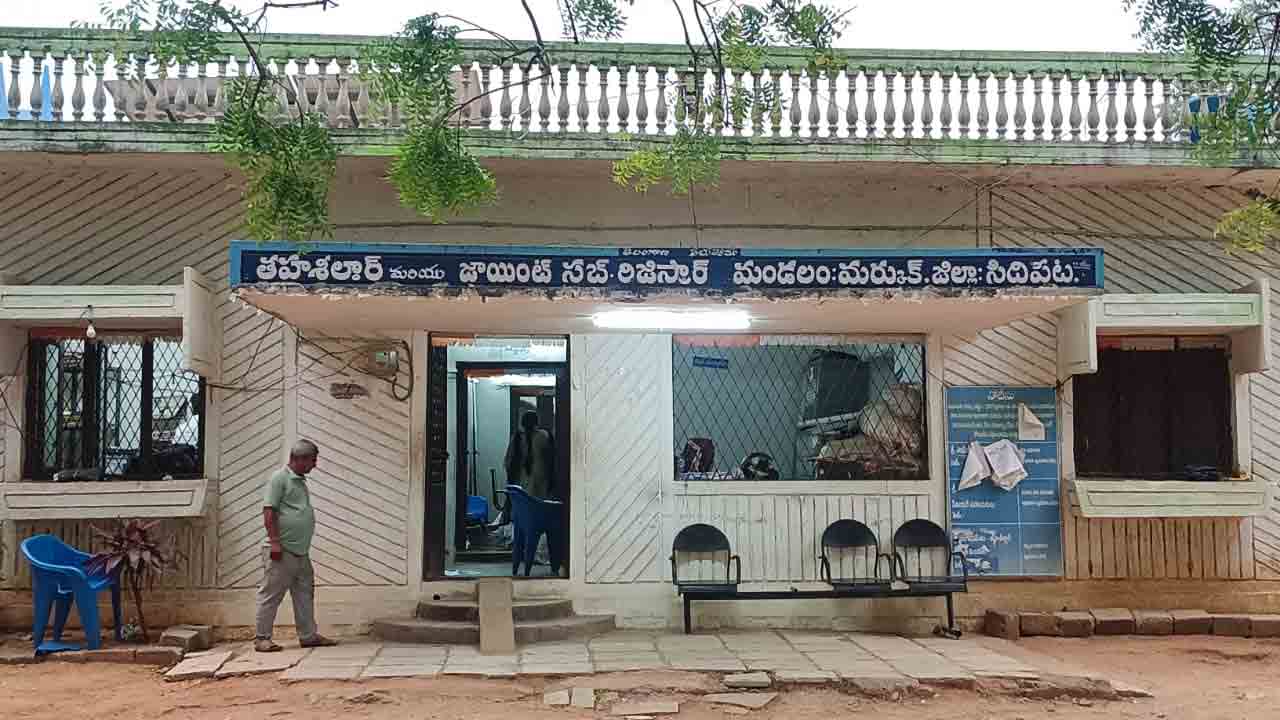 ACB Raids | అభియోగాలు.. ఈఎన్‌సీ కార్యాలయంలో ఏసీబీ అధికారుల తనిఖీలు