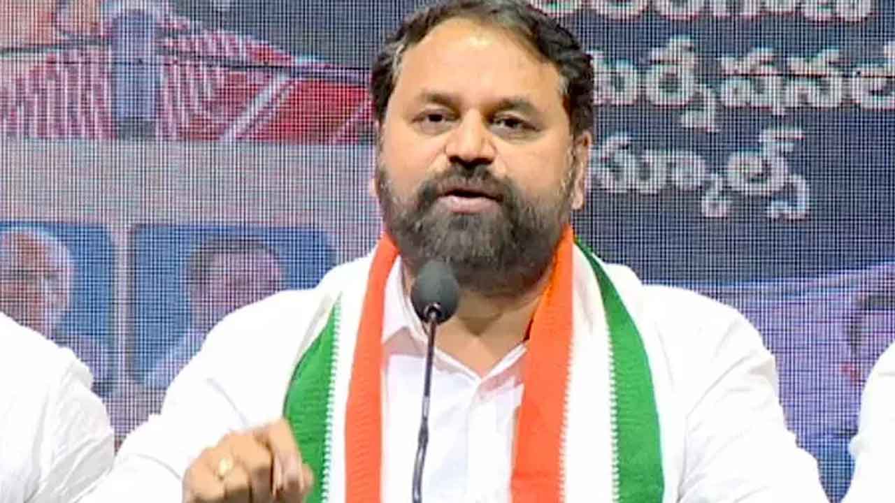 కంచ గచ్చిబౌలి భూమిని ప్రైవేట్‌కు ఇవ్వం
