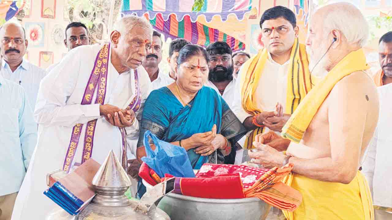 కల్యాణం.. కమనీయం