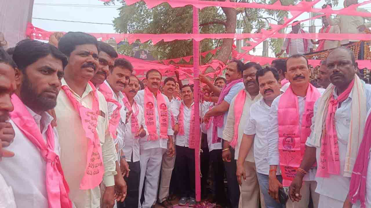 Ala Venkateswar Reddy | అర్ధరహితంగా కాంగ్రెస్‌ పథకాలు.. బీఆర్‌ఎస్‌ వైపు చూస్తున్న జనాలు : మాజీ ఎమ్మెల్యే ఆల వెంకటేశ్వర్ రెడ్డి