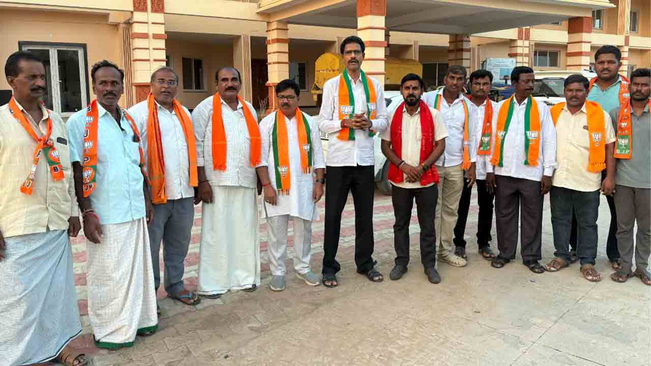 ఇది వండిపెట్టినా వడ్డించుకో చేతగాని ప్రభుత్వం.. రాష్ట్రంలో కాంగ్రెస్‌ సర్కారుపై బీజేపీ ధ్వజం