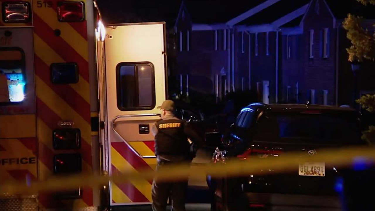 America | అమెరికాలో మళ్లీ పేలిన తూటా.. కాల్పుల్లో ముగ్గురు మృతి..!