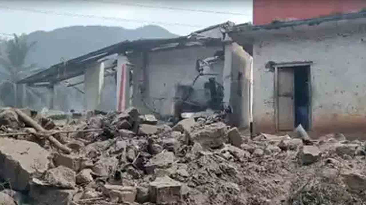 Explosion | ఏపీ బాణసంచా పరిశ్రమలో పేలుడు ఘటనలో మరో ఇద్దరు మృతి.. ఎనిమిదికి చేరిన మృతుల సంఖ్య