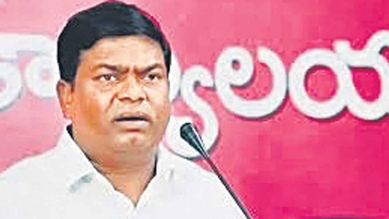 ఎంపీ అర్వింద్‌ రైతు ద్రోహి