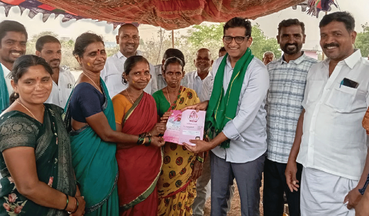 MLA SANJAY | రజతోత్సవ సభకు అధిక సంఖ్యలో తరలాలి