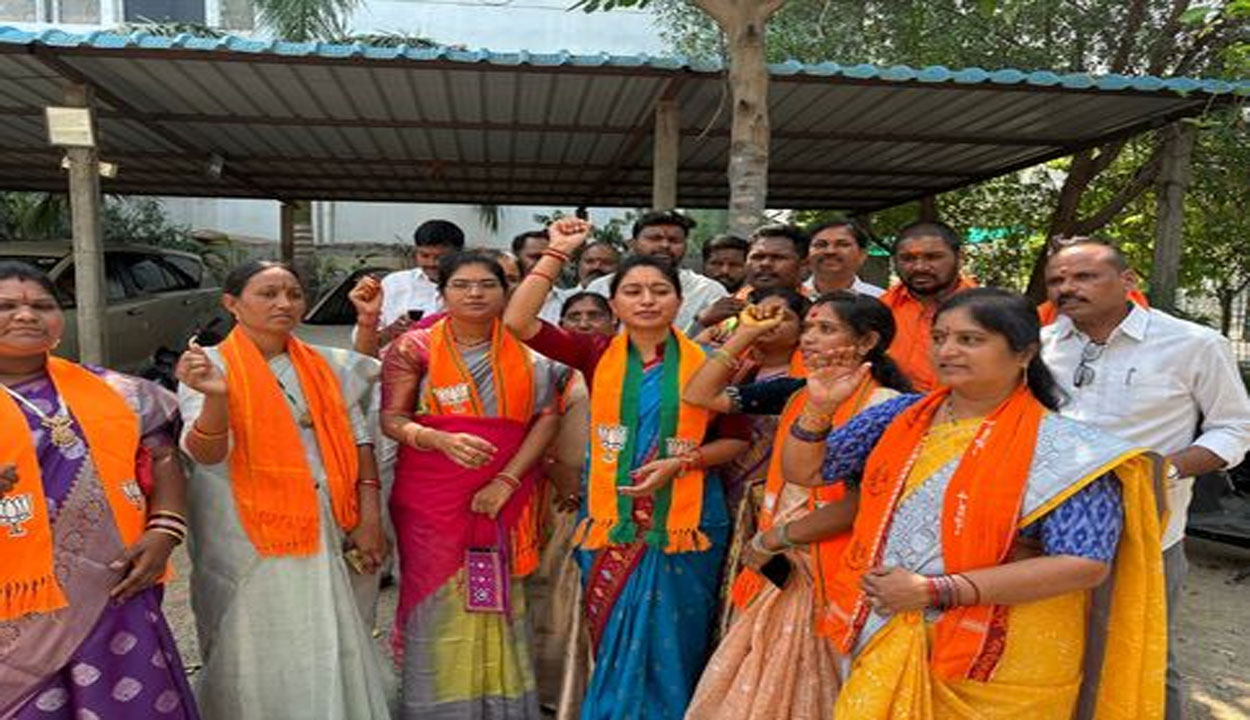 Jagityal | జగిత్యాలలో బీజేపీ ఆవిర్భావ వేడుకలు