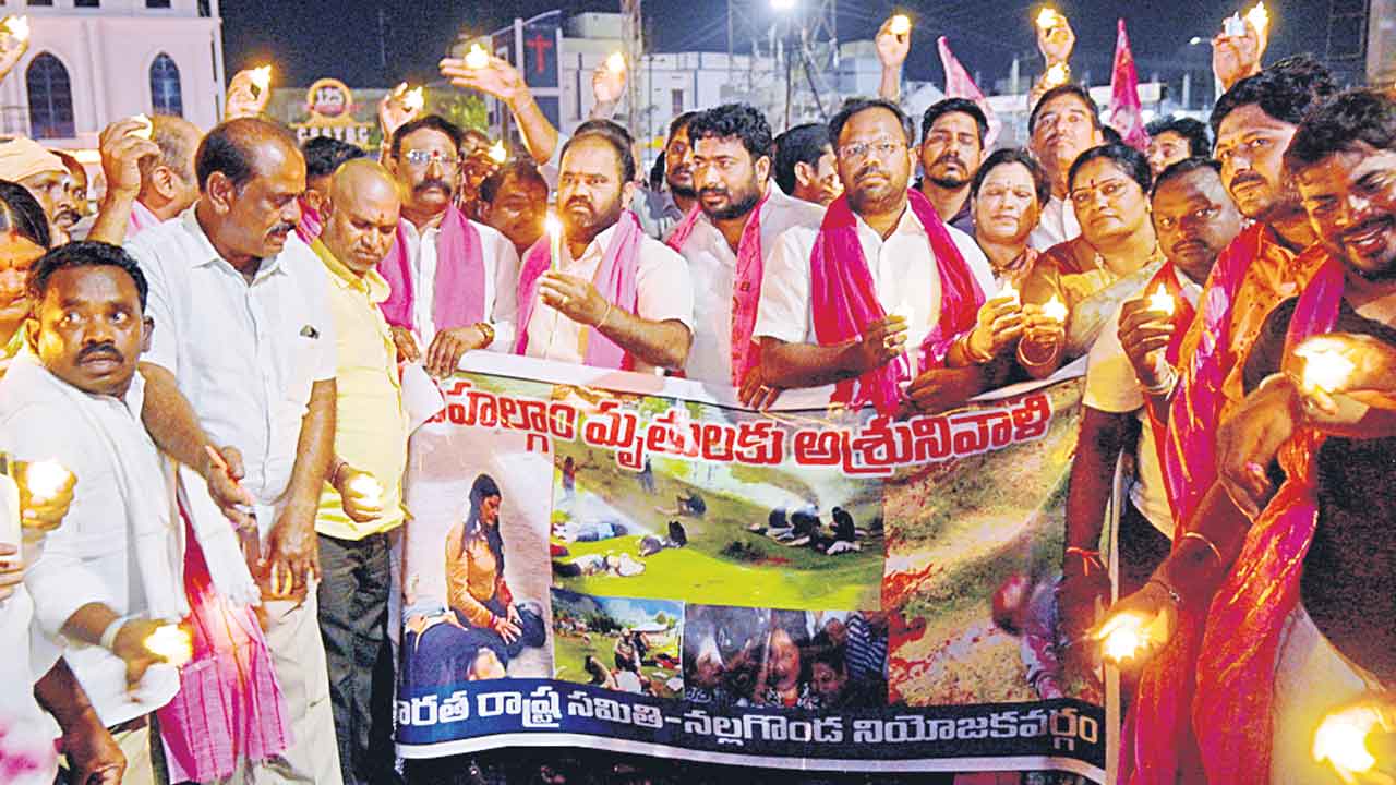 పహల్గాం దాడిపై నిరసనల వెల్లువ