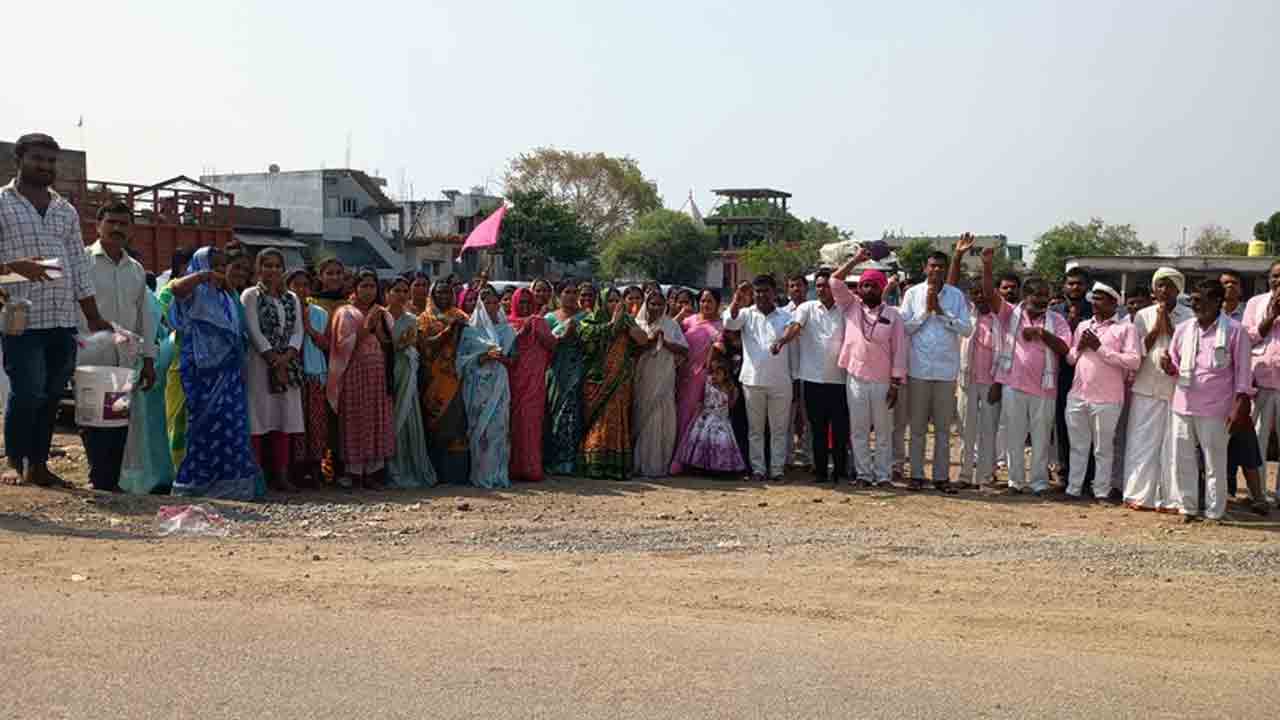 Banjara Kashi | మహారాష్ట్రలోని బంజారా కాశీకి బయలుదేరిన సంత్ సేవలాల్ భక్తులు