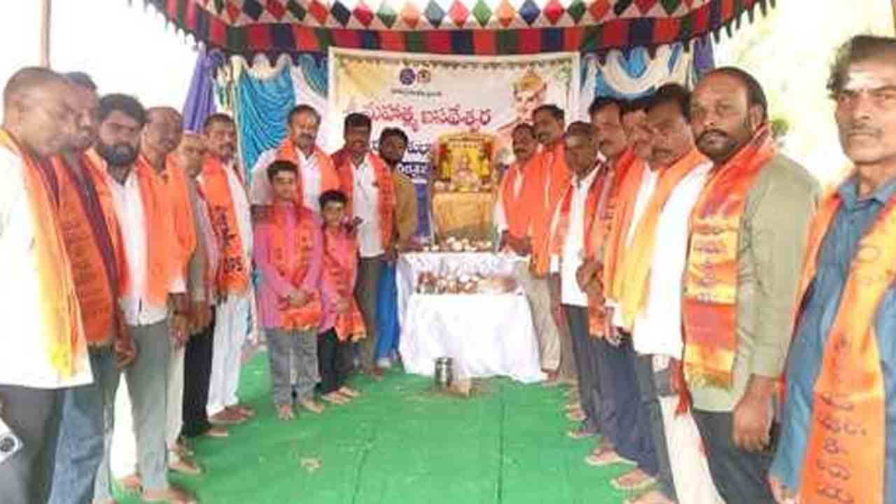 Ala Venkateswar Reddy | మహాత్మ బసవేశ్వరున్ని ఆదర్శంగా తీసుకోవాలి : మాజీ ఎమ్మెల్యే ఆల వెంకటేశ్వర్ రెడ్డి