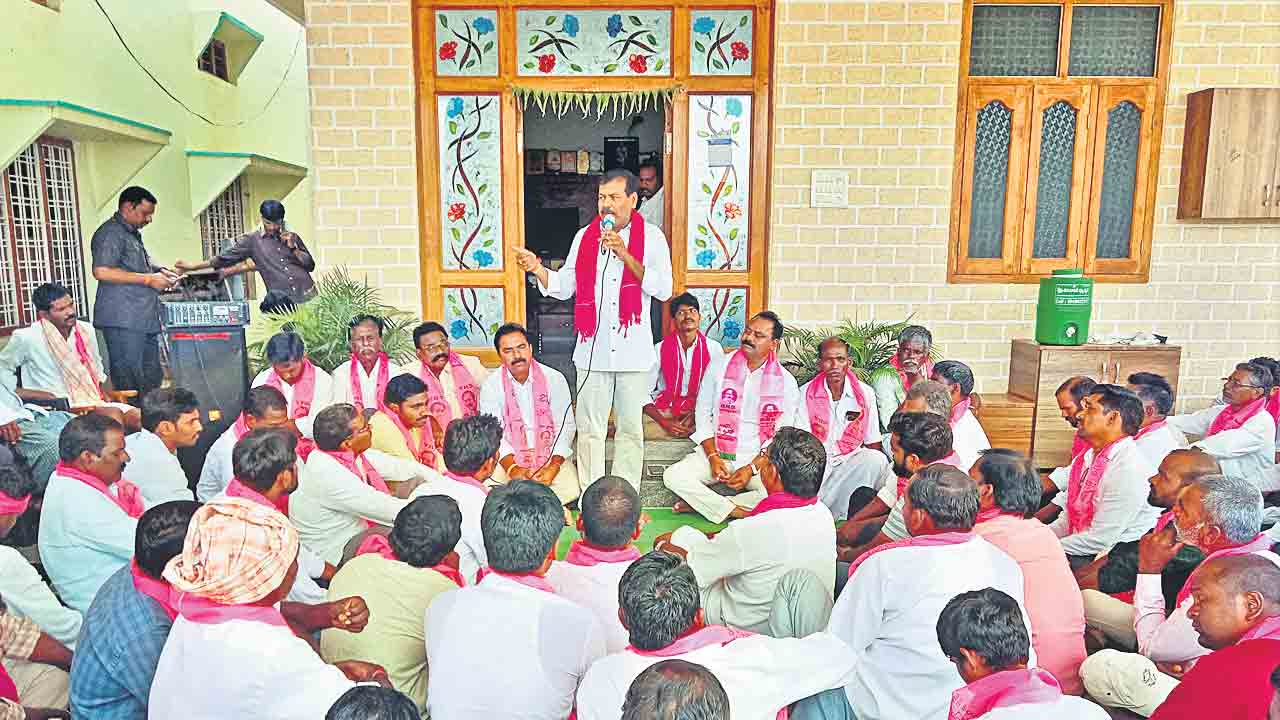 దారులన్నీ ఎల్కతుర్తి వైపే సాగాలి